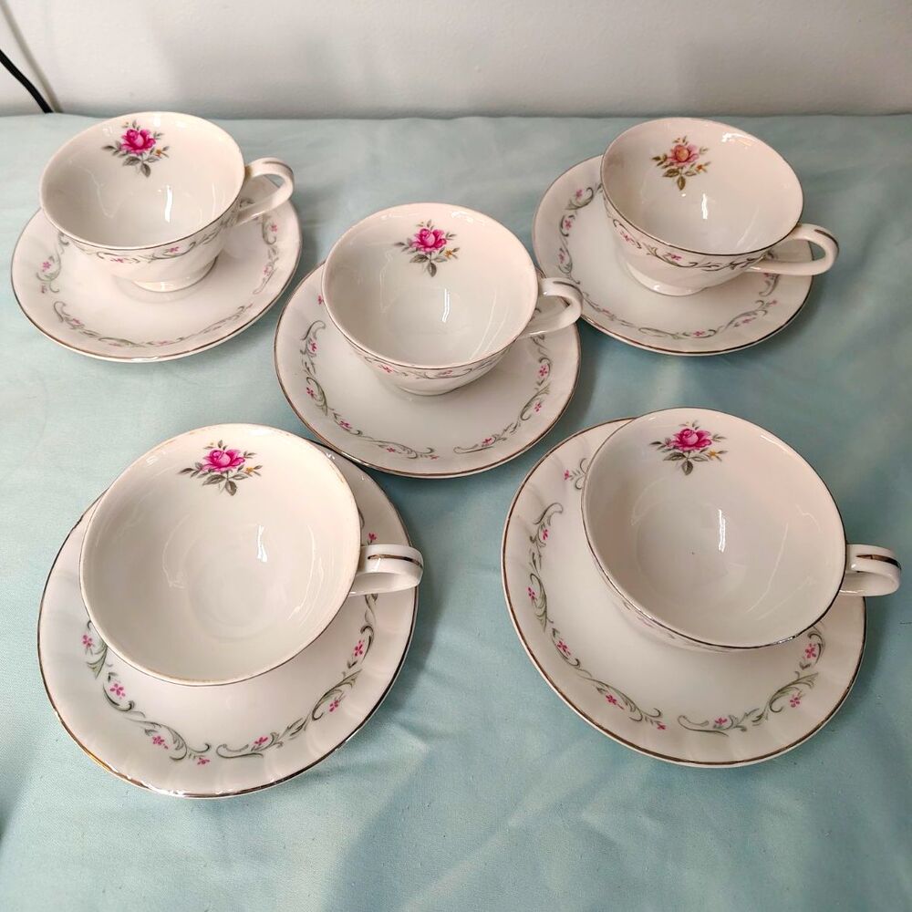 Royal Swirl Porcelain Floral Decorated Tea Cup & Saucer Set. Qty 6